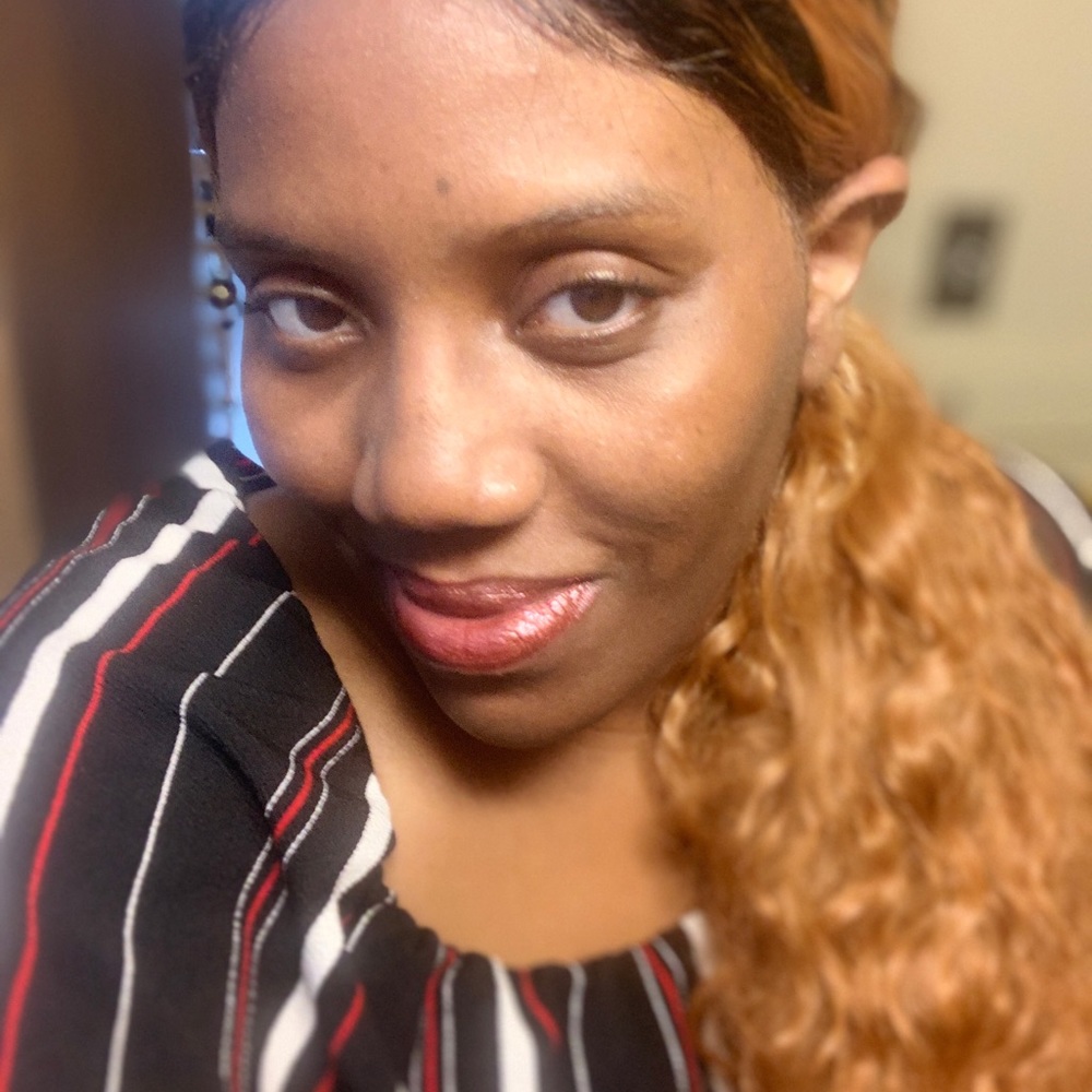 Meet your Posher, Sheri
